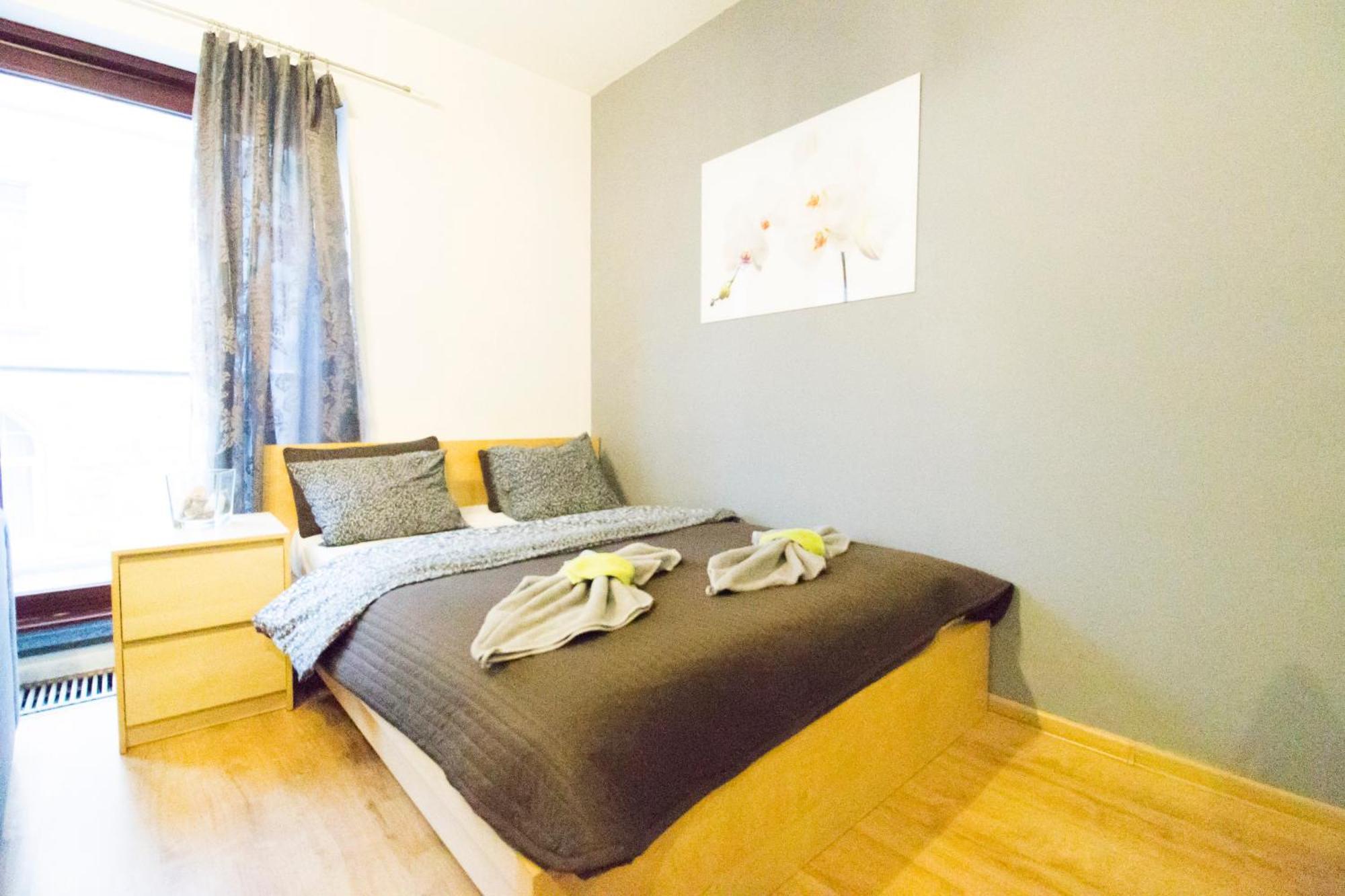 Happyestate - Just In Center Ul Krawiecka 3 *